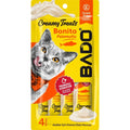 Set de 4 plicuri a câte 15g cu gustare cremoasă Bado pentru pisici, snack premium fără cereale cu pește bonito pentru imunitate și hidratare.
