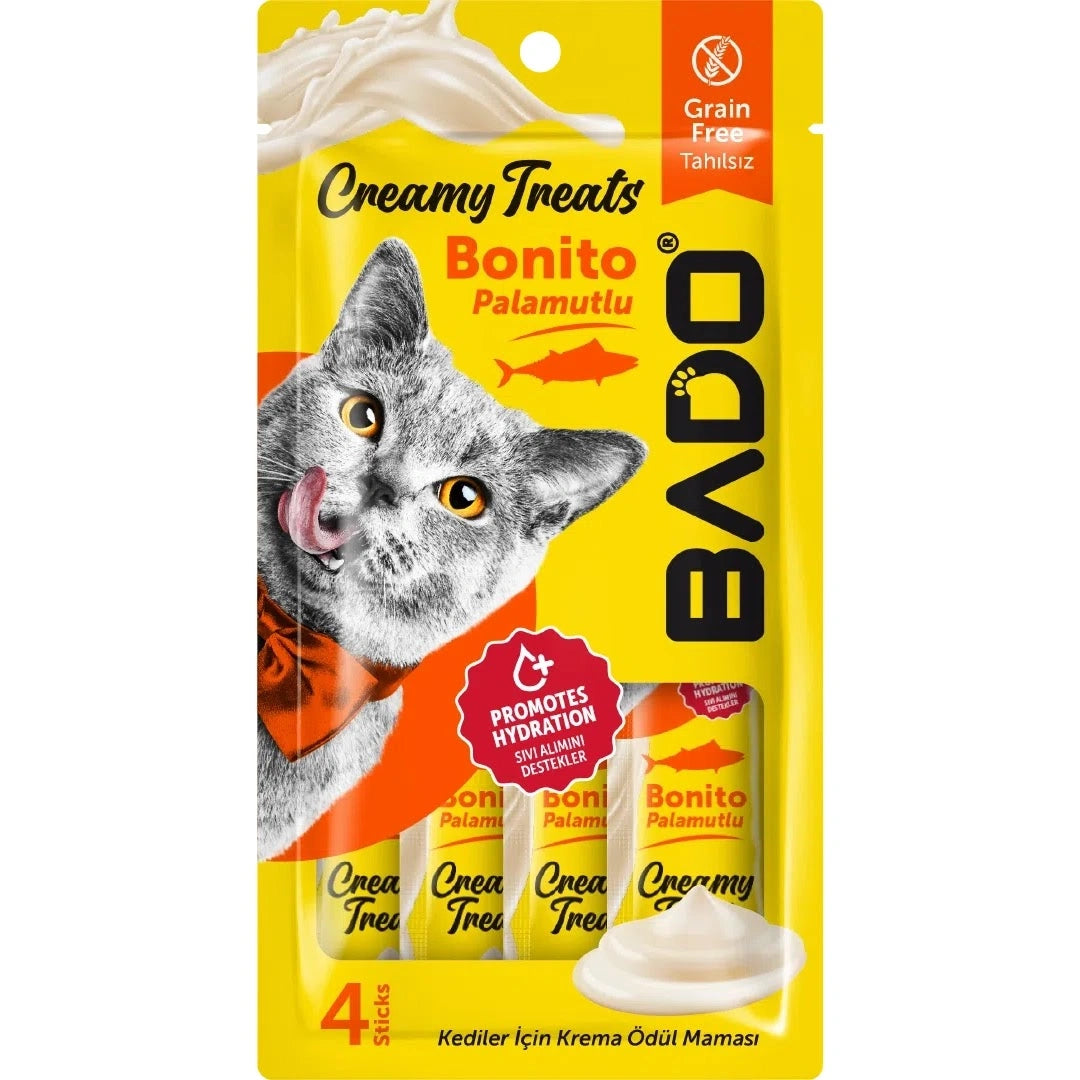 Set de 4 plicuri a câte 15g cu gustare cremoasă Bado pentru pisici, snack premium fără cereale cu pește bonito pentru imunitate și hidratare.